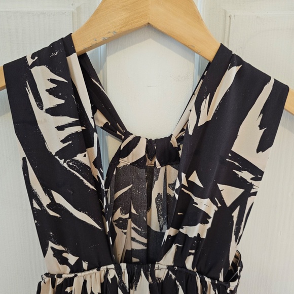DVF silk sleeveless ruffle hem halter dress size 0 - Picture 5 of 10
